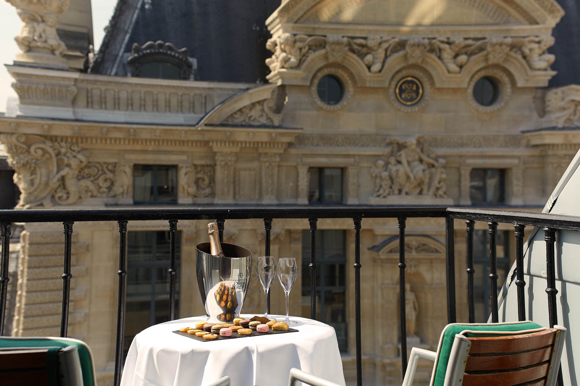 Regina Louvre Hotel - Parisian Suite - Balcony facing Louvre Museum