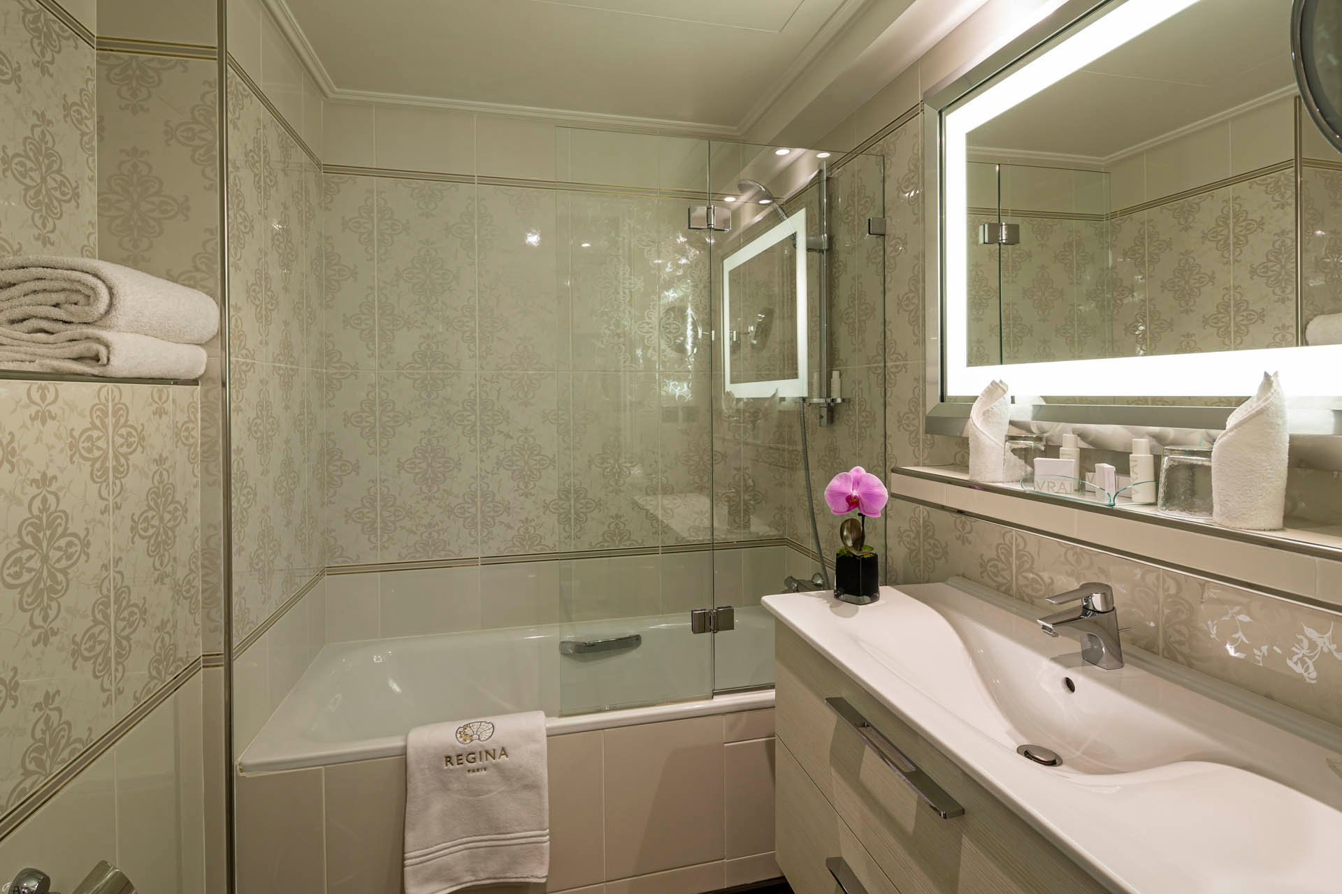 Hotel Regina Louvre Chambre Prestige Salle de bain